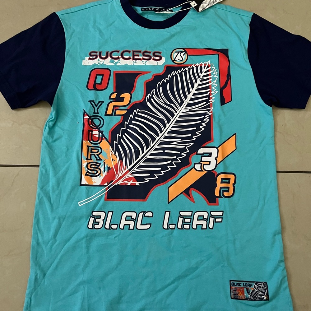 Blac leaf shirt
